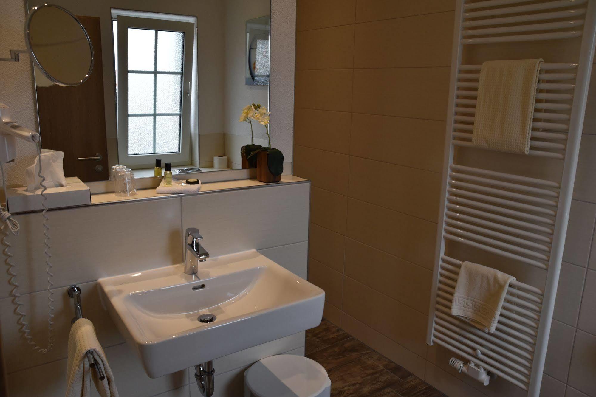 Hotel Fischzucht In Wuerzburg المظهر الخارجي الصورة